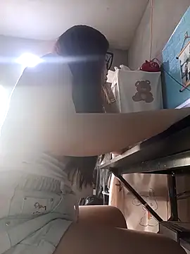 lanahotvn online show from April 25, 2026, 9:34 am