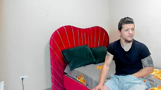 RubyDuo online show from February 4, 2026, 10:04 pm