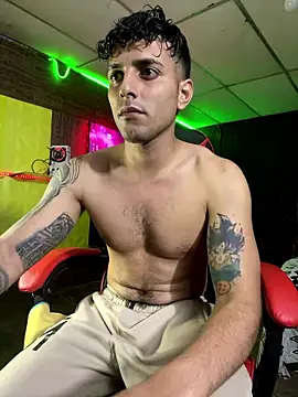 JustynAle2025 online show from January 11, 2026, 3:55 am