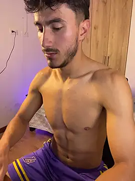 Snapshot of LIAM_COLT chatting on April 6, 2026, 10:54 pm LIAM COLT online show from April 6, 2026, 10:54 pm