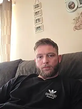 yandy p90 online show from May 18, 2026, 5:52 pm