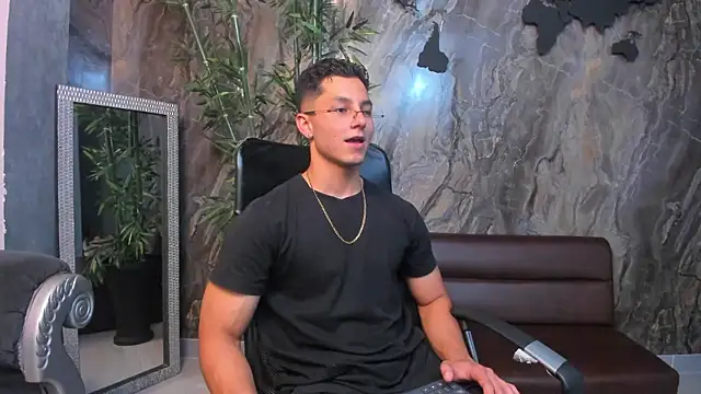 Noah Clarkk online show from February 21, 2026, 11:28 pm