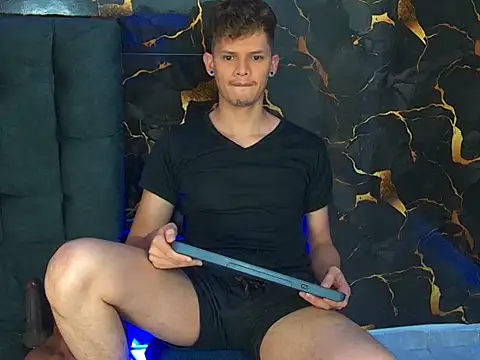 Snapshot of davilap_toyboy chatting on January 15, 2026, 11:59 am davilap toyboy online show from January 15, 2026, 11:59 am