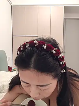 zzdd999 online show from April 2, 2026, 2:47 pm