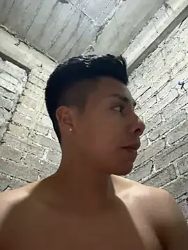 Snapshot of Marko-18 chatting on February 5, 2026, 12:26 am Marko-18 online show from February 5, 2026, 12:26 am