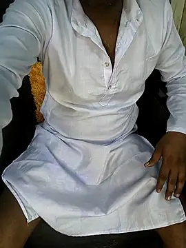 Snapshot of novio-de-la-tarde chatting on July 25, 2026, 8:39 pm novio-de-la-tarde online show from July 25, 2026, 8:39 pm