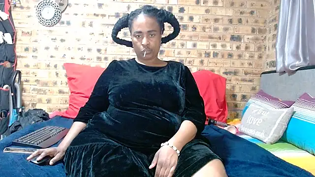 AFRICANBOOTYLICIOUS online show from April 17, 2026, 7:28 pm