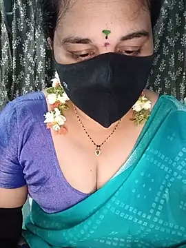 Snapshot of maduri__ chatting on July 11, 2026, 4:21 pm maduri online show from July 11, 2026, 4:21 pm