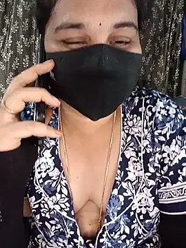 Snapshot of maduri__ chatting on July 19, 2026, 4:38 am maduri online show from July 19, 2026, 4:38 am
