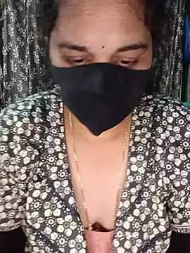 Snapshot of maduri__ chatting on July 20, 2026, 5:37 pm maduri online show from July 20, 2026, 5:37 pm