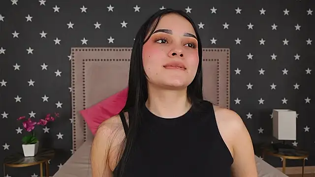 Snapshot of RaquellStar chatting on March 6, 2026, 8:22 am RaquellStar online show from March 6, 2026, 8:22 am