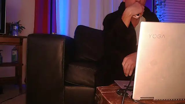 MISTERANDDEMI online show from December 23, 2025, 3:59 am