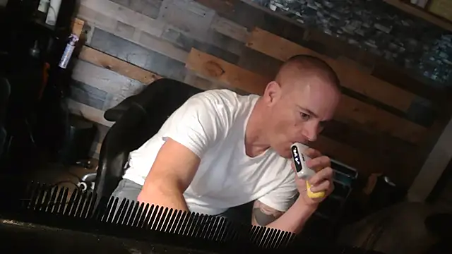 MISTERANDDEMI online show from January 8, 2026, 6:10 pm