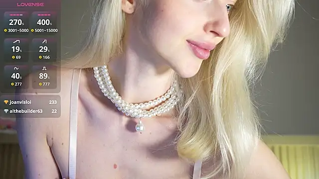 Snapshot of YourNaughtyMiss chatting on January 12, 2026, 3:12 am YourNaughtyMiss online show from January 12, 2026, 3:12 am