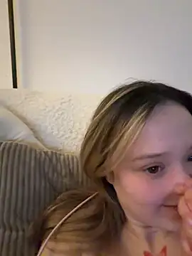 LilyLuck  online show from February 17, 2026, 10:16 pm