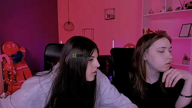 lizzie boom  online show from January 12, 2026, 8:14 pm