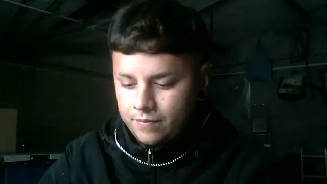 Snapshot of Sickbooy69 chatting on May 11, 2026, 9:48 am Sickbooy69 online show from May 11, 2026, 9:48 am