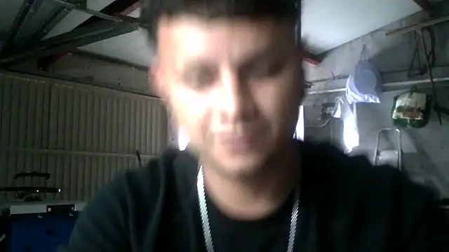 Snapshot of Sickbooy69 chatting on May 12, 2026, 4:15 pm Sickbooy69 online show from May 12, 2026, 4:15 pm