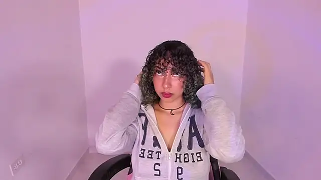 Conejita lis online show from July 13, 2026, 3:09 am