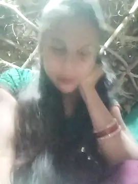 Cuty priti online show from April 15, 2026, 5:20 pm