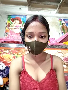 Snapshot of doll2007 chatting on February 19, 2026, 8:43 am doll2007 online show from February 19, 2026, 8:43 am