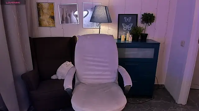 SarahShelby online show from February 19, 2026, 6:31 am