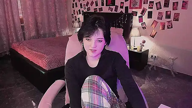 SarahShelby online show from March 5, 2026, 10:44 am