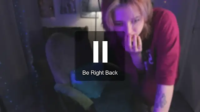 Snapshot of SarahShelby chatting on May 23, 2026, 8:35 pm SarahShelby online show from May 23, 2026, 8:35 pm