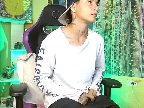 Aron 777 online show from January 14, 2026, 9:42 pm