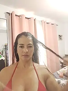 Snapshot of Sienna_walker chatting on January 7, 2026, 12:29 pm Sienna walker online show from January 7, 2026, 12:29 pm