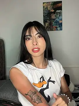 junorise23 online show from March 2, 2026, 4:47 am