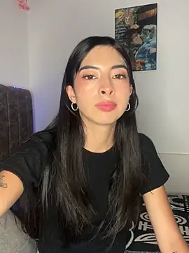 junorise23 online show from March 7, 2026, 3:25 am