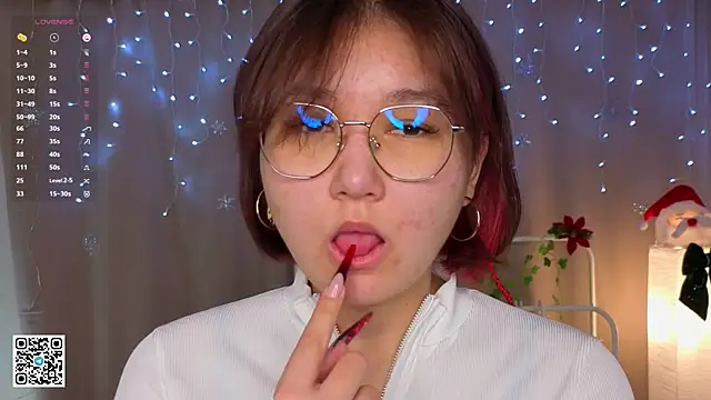 EvelinaKilner online show from January 11, 2026, 4:17 am