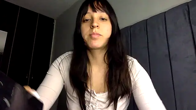 Snapshot of Sofii_unicorn chatting on May 22, 2026, 8:14 pm Sofii unicorn online show from May 22, 2026, 8:14 pm