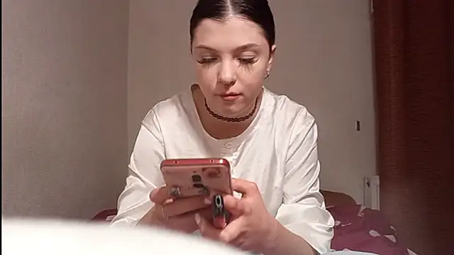 LexusGirls online show from February 1, 2026, 7:56 pm