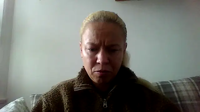 Snapshot of jennyblondeuk chatting on February 14, 2026, 3:53 pm jennyblondeuk online show from February 14, 2026, 3:53 pm