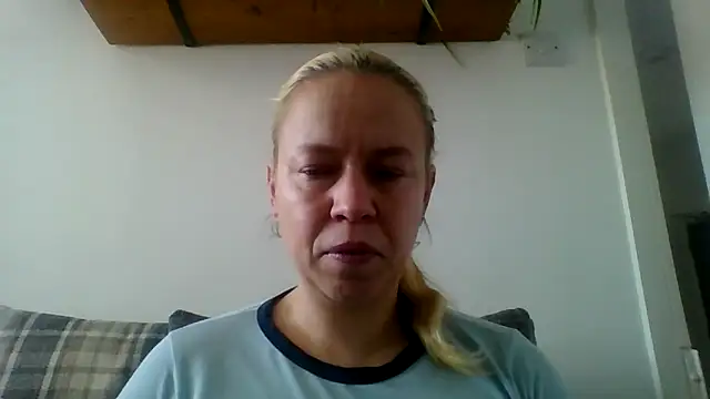 Snapshot of jennyblondeuk chatting on February 28, 2026, 2:51 pm jennyblondeuk online show from February 28, 2026, 2:51 pm