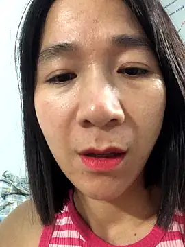 Elly-y online show from January 14, 2026, 2:23 pm