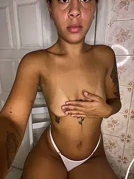 Estrelaa7 online show from February 10, 2026, 12:26 am