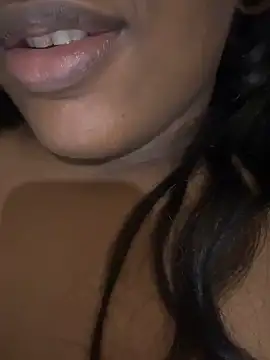 Snapshot of amorasecy chatting on July 14, 2026, 2:05 am amorasecy online show from July 14, 2026, 2:05 am