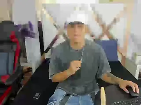 ThomasThund online show from January 6, 2026, 1:37 pm