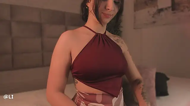 Snapshot of Lilith_Sage_ chatting on April 29, 2026, 7:53 pm Lilith Sage online show from April 29, 2026, 7:53 pm