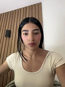 Snapshot of Ema_Rose_ chatting on April 23, 2026, 8:55 pm Ema Rose online show from April 23, 2026, 8:55 pm