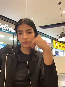 Snapshot of Ema_Rose_ chatting on May 16, 2026, 7:34 pm Ema Rose online show from May 16, 2026, 7:34 pm