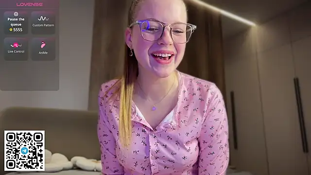 steffi meoww online show from April 21, 2026, 10:23 pm