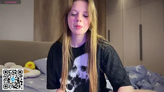 Snapshot of steffi_meoww chatting on June 2, 2026, 12:45 am steffi meoww online show from June 2, 2026, 12:45 am
