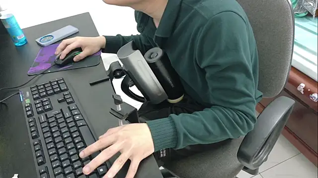 Snapshot of -_kur_- chatting on December 21, 2025, 11:50 am - kur - online show from December 21, 2025, 11:50 am