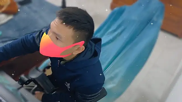 Snapshot of -_kur_- chatting on January 7, 2026, 2:08 pm - kur - online show from January 7, 2026, 2:08 pm