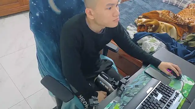 Snapshot of -_kur_- chatting on January 9, 2026, 1:03 pm - kur - online show from January 9, 2026, 1:03 pm