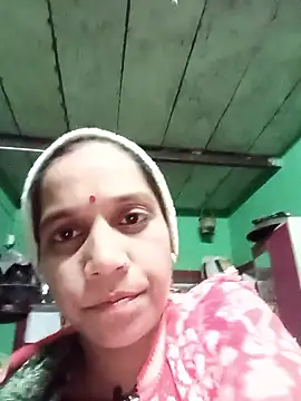 Snapshot of Karishma_singh chatting on January 7, 2026, 3:25 pm Karishma singh online show from January 7, 2026, 3:25 pm